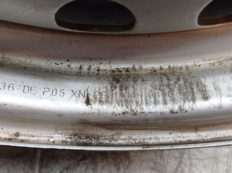 Stahlfelge 6.5JX15 H2 ET31 LK5X98