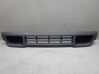 Stostangenabdeckung vorne Gitter mitte<br>VW T5 V PRITSCHE 03-09